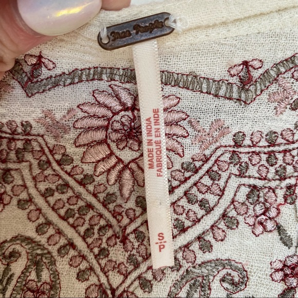 Free People Embroidery Blouse | Cream | Size Small | - Picture 4 of 4